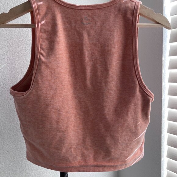 Beyond Yoga Colorblock Racerback Crop Tank – Size L - Picture 4 of 4